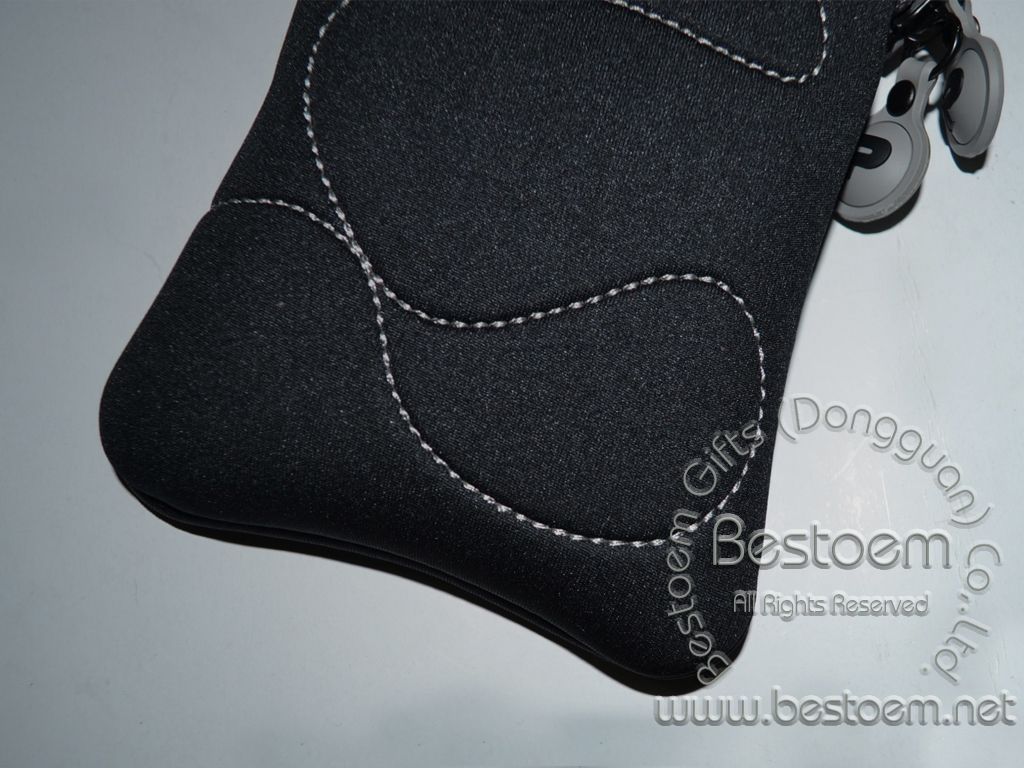 portable hard disk pouch with decorative stitching line