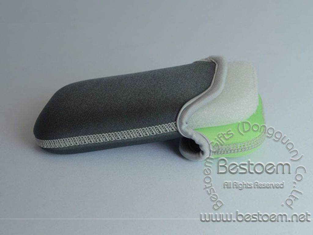 external hard drive pouch flatlock stitching design