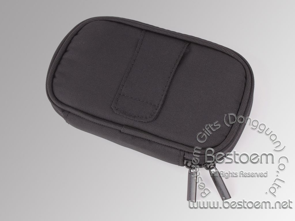 Nylon hard disk bag with strong steel-rimmed dual zip closure