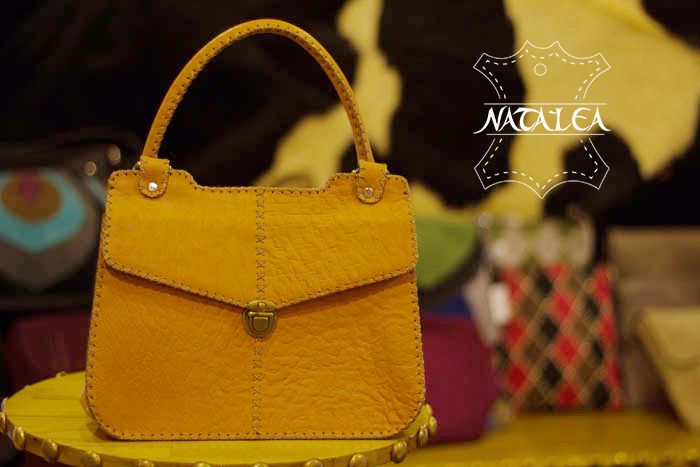 Natalea - Túi da bò  - túi Ipad may tay - da thật nhập khẩu 100% . - 13