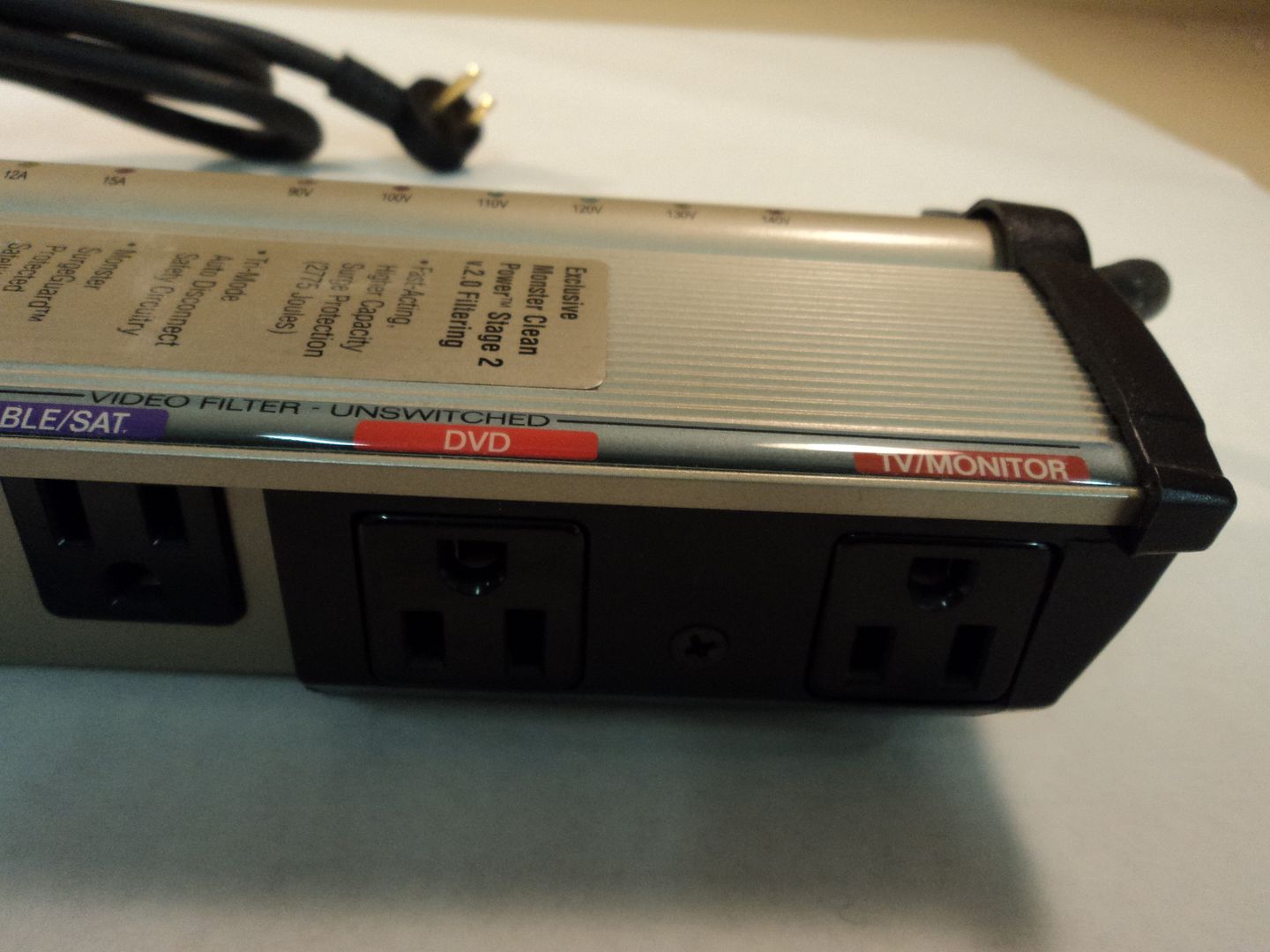 041015278h Monster Home Theatre Power Surge Protector Powerbar MPB