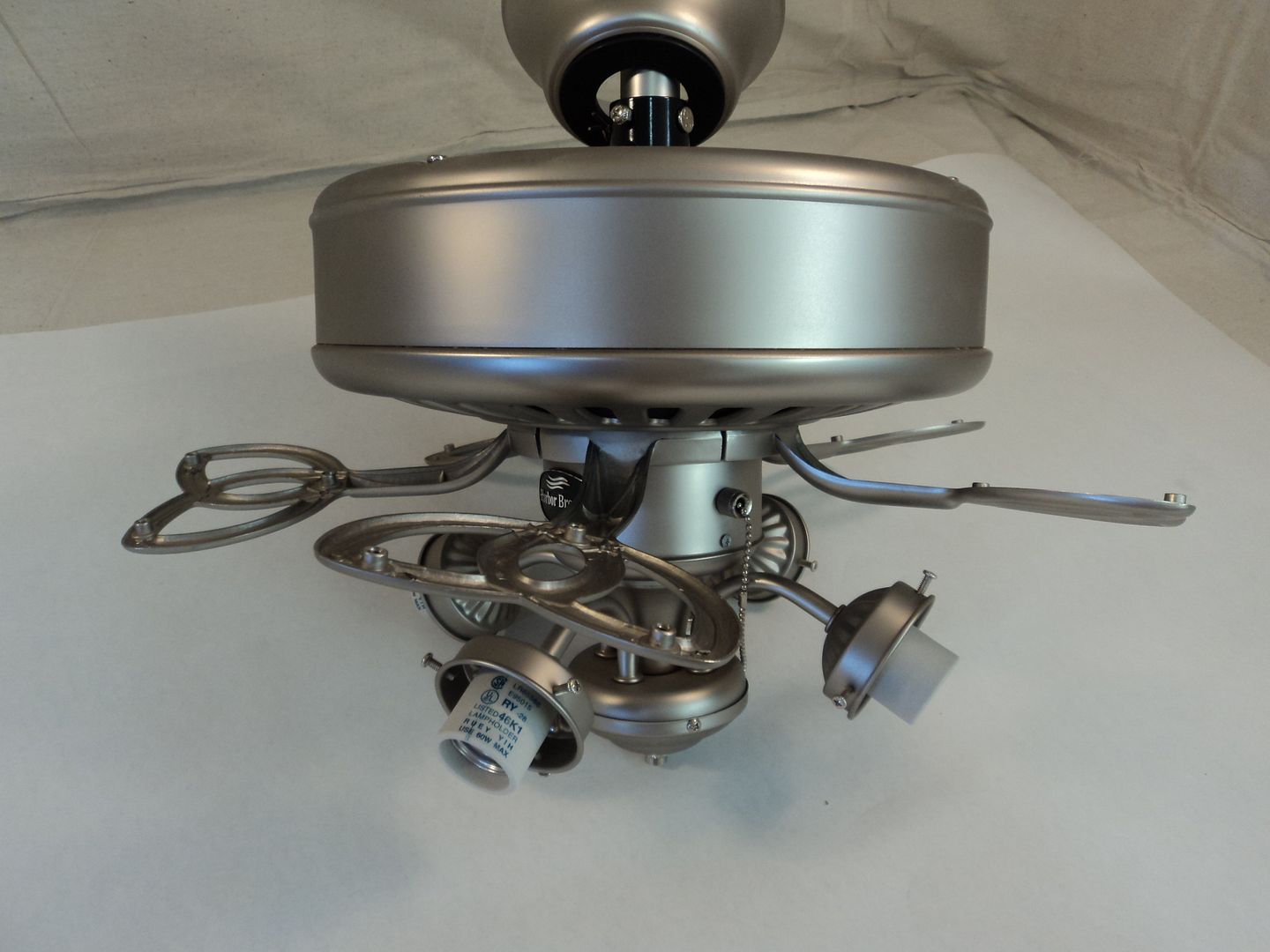 Harbor Breeze 52 Inch Ceiling Fan With Lights 5 Blades Brushed Nickel