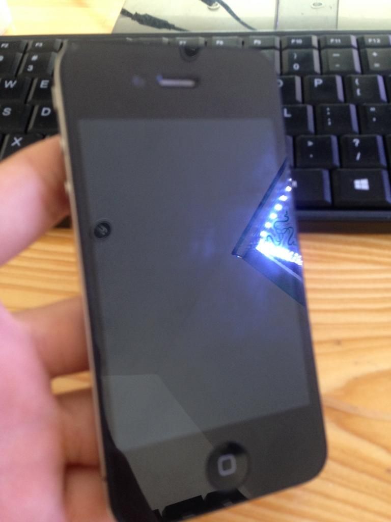 Bán IPHONE 4S 32GB bản quốc tế mới 90% hoặc đổi Zenphone 6