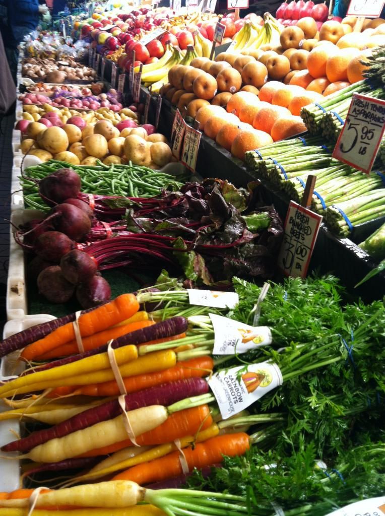 flowers at farmers market