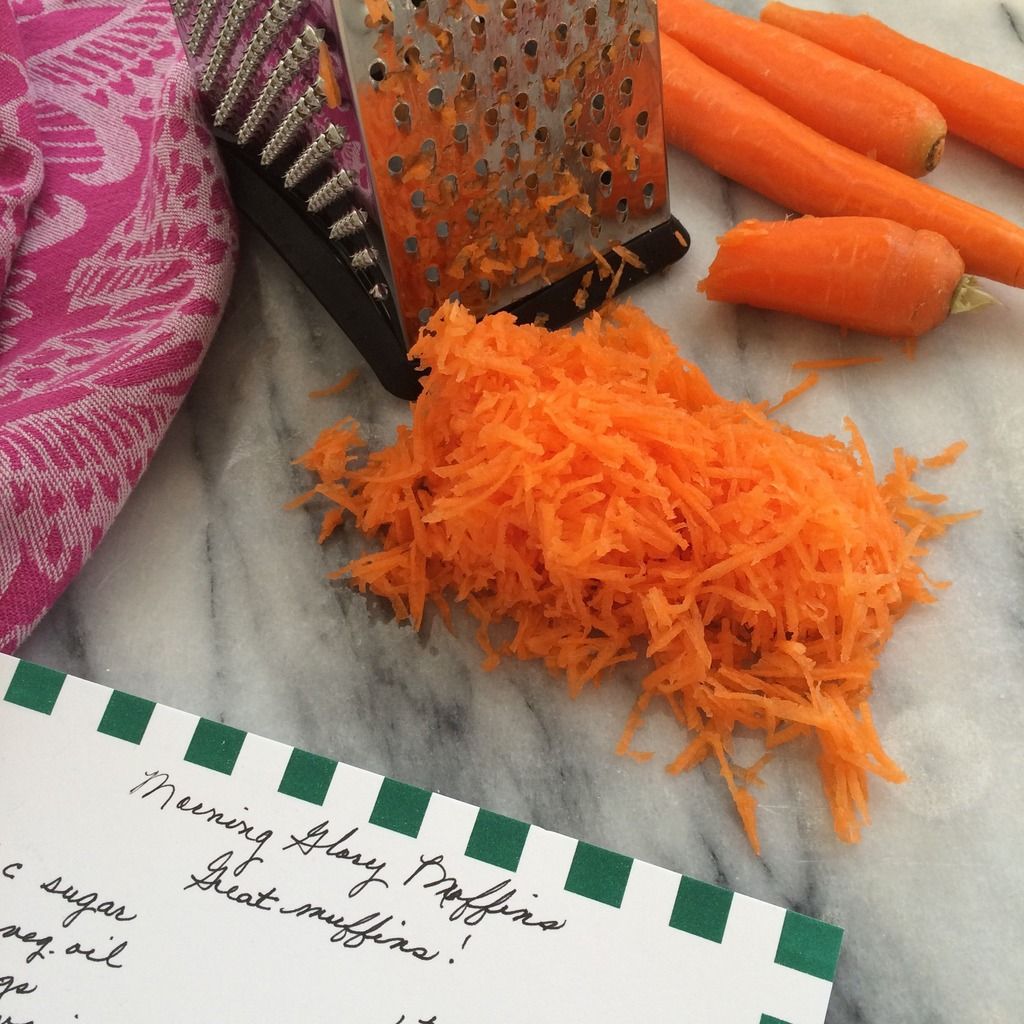 morning glory grated muffins carrots